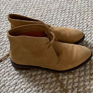 Johnston & Murphy Suede shoes